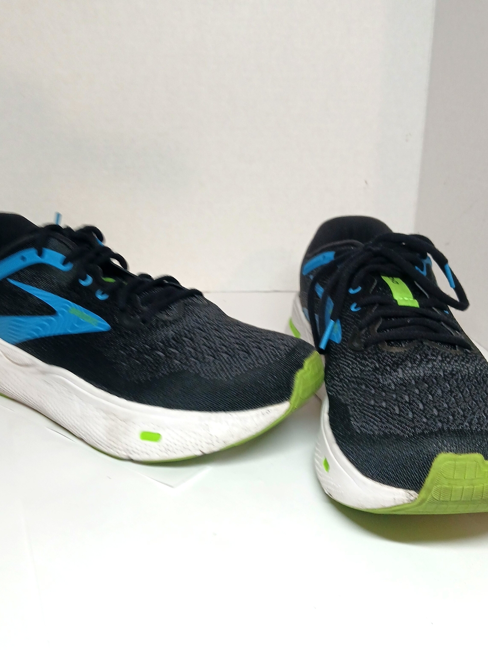 Brooks Ghost Max Mens Size 10 Wide 2E Black Blue Running Shoes DNA LOFT v2